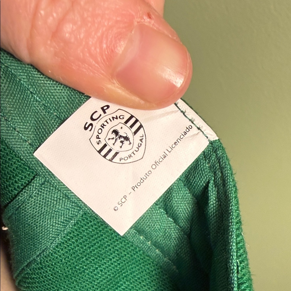 Sporting CP Green Crest Baseball Cap - Picture 5 of 5
